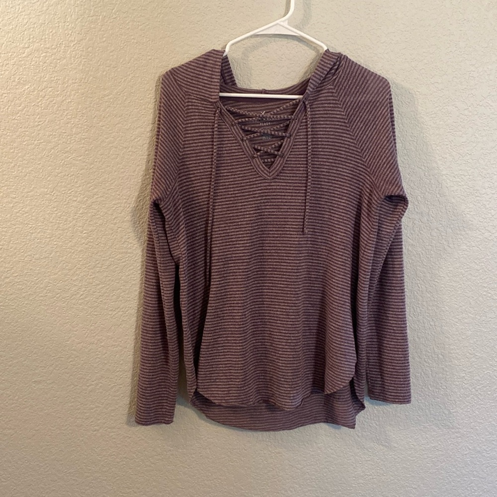 American Eagle - soft and sexy long sleeve tee